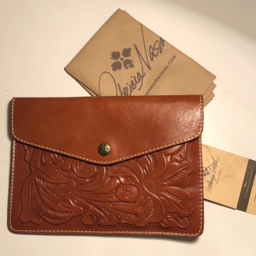 Patricia Nash Italian Leather Mini portfolio
